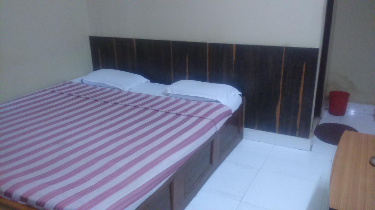 Breeze Hotel 西里古里 外观 照片